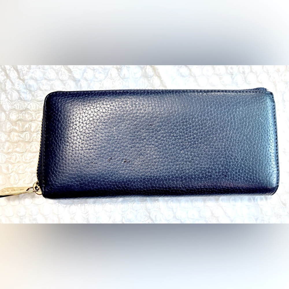 Michael Kors Wallet Navy - Picture 2 of 6